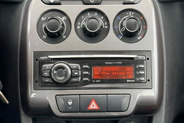imagem-https://www.socarrao.com.br/sc-vehicle-images-prod/4004654/1790016697703-8491830_11_B_8515a36775.jpeg