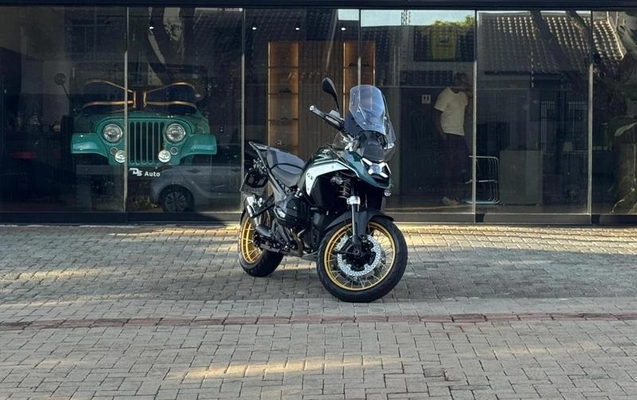 imagem-https://www.socarrao.com.br/sc-vehicle-images-prod/4004655/1792785790567-8481445_0_B_10c28df2fa.jpeg