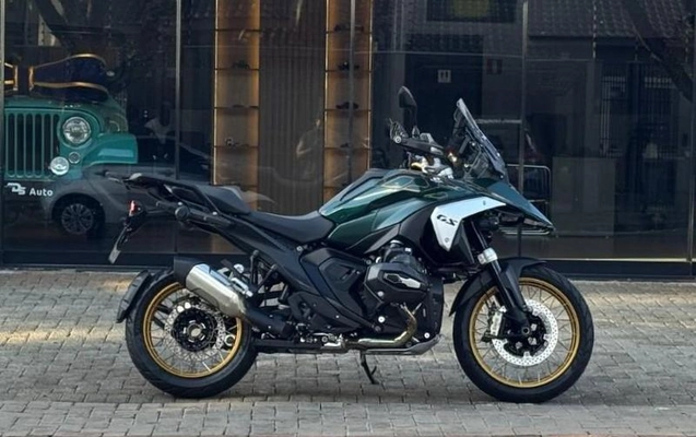 imagem-https://www.socarrao.com.br/sc-vehicle-images-prod/4004655/1792785790577-8481445_2_B_617f52d30a.jpeg