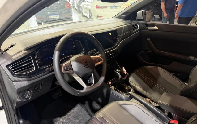 imagem-https://www.socarrao.com.br/sc-vehicle-images-prod/4004657/1790104594799-8497680_6_B_81d1730bed.jpeg