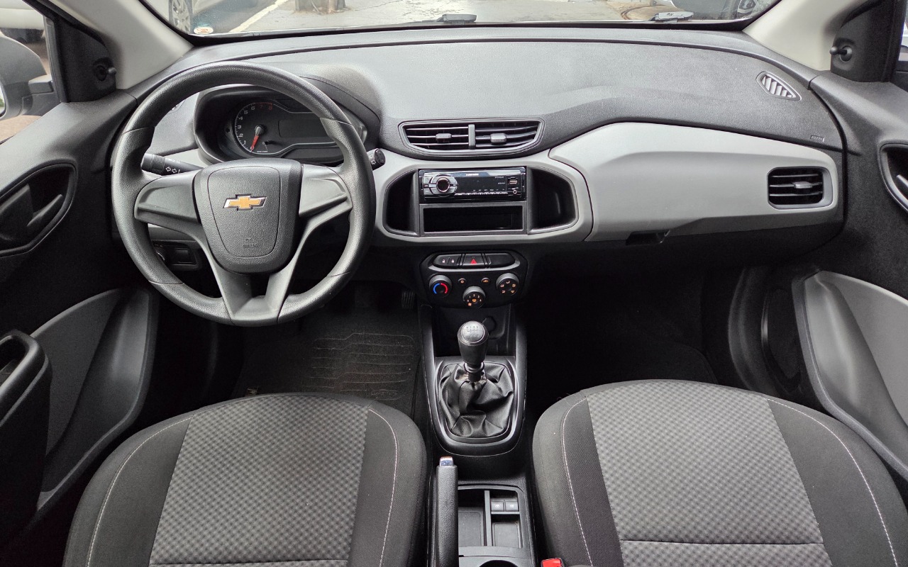 imagem-https://www.socarrao.com.br/sc-vehicle-images-prod/4004767/1790017094840-MTAwMDcwNjc2OS5qcGc.jpg