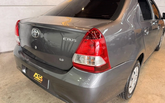 imagem-https://www.socarrao.com.br/sc-vehicle-images-prod/4004773/1790017753844-dff86ddbab474094934d7b7558a53f6e_1790017092607.jpg