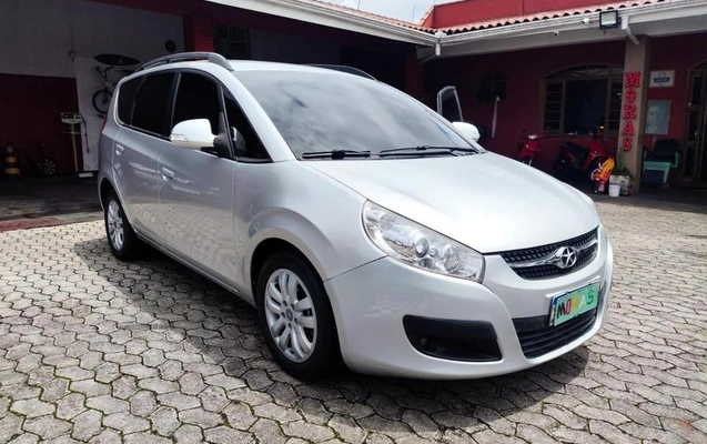 imagem-https://www.socarrao.com.br/sc-vehicle-images-prod/4004775/1792155406011-8497053_12_B_d7887d8ef8.jpeg
