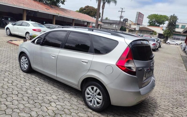 imagem-https://www.socarrao.com.br/sc-vehicle-images-prod/4004775/1792155406037-8497053_10_B_b030e8f5ff.jpeg