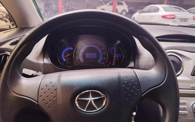 imagem-https://www.socarrao.com.br/sc-vehicle-images-prod/4004775/1792155406043-8497053_27_B_3d2824f485.jpeg