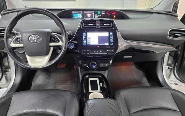 imagem-https://www.socarrao.com.br/sc-vehicle-images-prod/4004811/1790017172499-8477706_8_B_2e1d91bb44.jpeg
