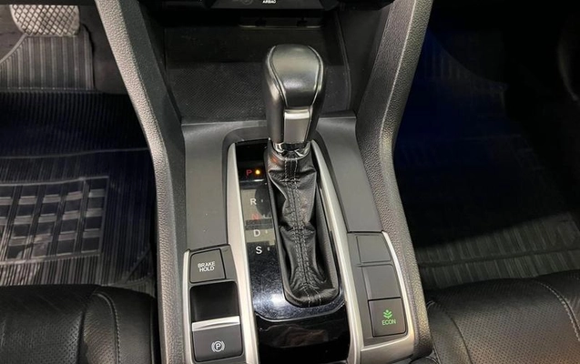 imagem-https://www.socarrao.com.br/sc-vehicle-images-prod/4004860/1790019302511-7304567_13_B_8bdc91e1b1.jpeg
