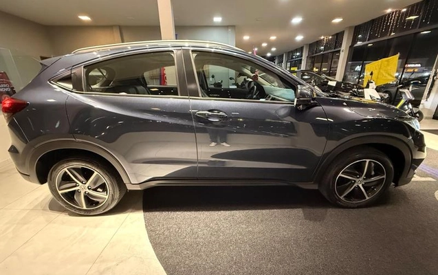 imagem-https://www.socarrao.com.br/sc-vehicle-images-prod/4004957/1790017362774-8144296_4_B_9b3aeaff68.jpeg