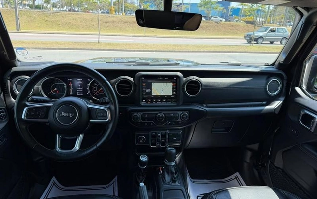 imagem-https://www.socarrao.com.br/sc-vehicle-images-prod/4005029/1790017486332-8486691_1_B_97b57d157a.jpeg