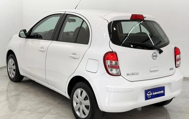 imagem-https://www.socarrao.com.br/sc-vehicle-images-prod/4005031/1790017502777-8443558_10_B_764b510734.jpeg