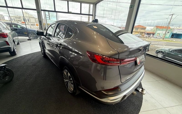 imagem-https://www.socarrao.com.br/sc-vehicle-images-prod/4005034/1790017537029-8311558_5_B_9ae9fd3261.jpeg