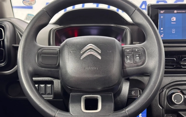 imagem-https://www.socarrao.com.br/sc-vehicle-images-prod/4005040/1790017599164-9_040606.jpg