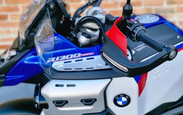 imagem-https://www.socarrao.com.br/sc-vehicle-images-prod/4005042/1790366203424-8498066_14_B_5d8a2b4fff.jpeg