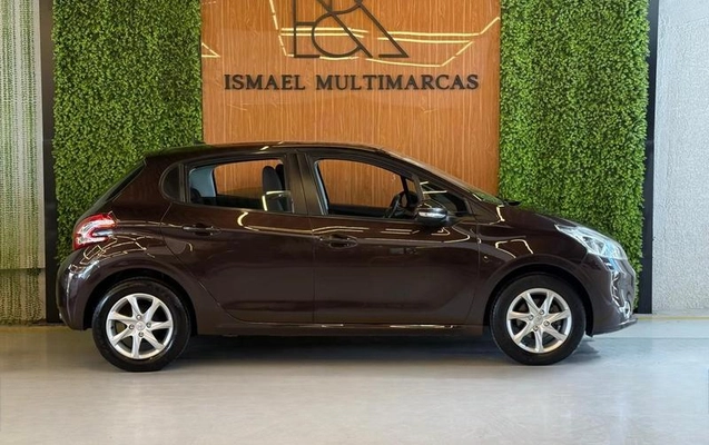 imagem-https://www.socarrao.com.br/sc-vehicle-images-prod/4005094/1790080795451-8416667_14_B_f87c61e7b6.jpeg