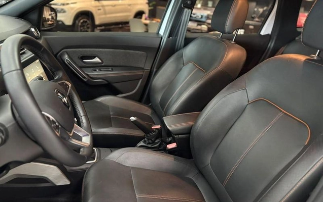imagem-https://www.socarrao.com.br/sc-vehicle-images-prod/4005284/1790018146905-8488901_4_B_168c61d181.jpeg