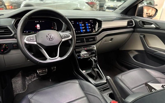 imagem-https://www.socarrao.com.br/sc-vehicle-images-prod/4005352/1790018218053-8488951_15_B_cbb1b4aed2.jpeg