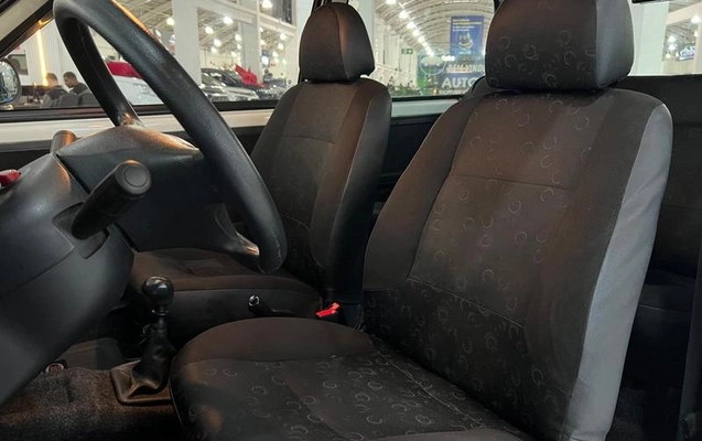 imagem-https://www.socarrao.com.br/sc-vehicle-images-prod/4005361/1790096719597-8497105_2_B_27053d0bc7.jpeg