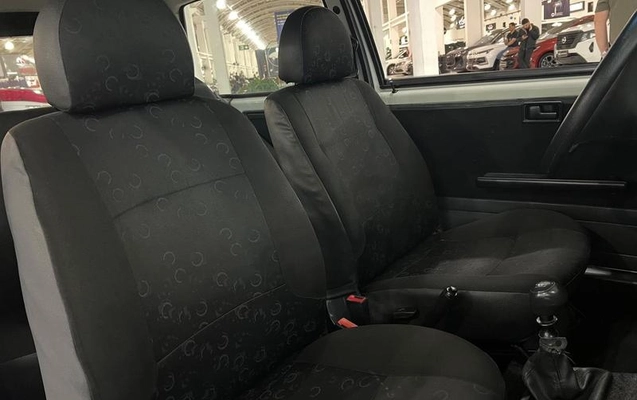 imagem-https://www.socarrao.com.br/sc-vehicle-images-prod/4005361/1790096719598-8497105_5_B_68fb56f7bb.jpeg