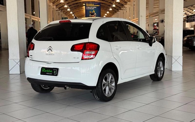 imagem-https://www.socarrao.com.br/sc-vehicle-images-prod/4005417/1790019331720-8247093_3_B_1d74584080.jpeg