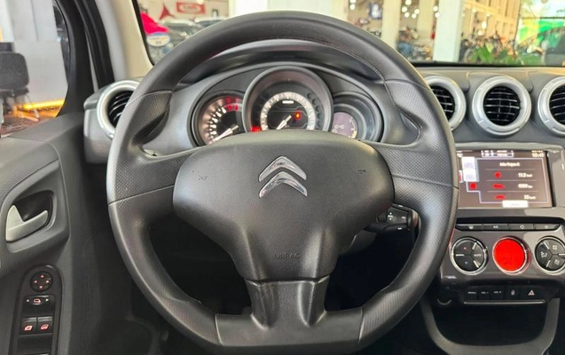 imagem-https://www.socarrao.com.br/sc-vehicle-images-prod/4005417/1790019331725-8247093_10_B_778105251d.jpeg
