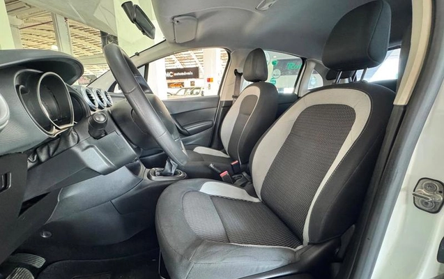 imagem-https://www.socarrao.com.br/sc-vehicle-images-prod/4005417/1790019331727-8247093_0_B_947b85ecc3.jpeg