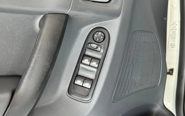 imagem-https://www.socarrao.com.br/sc-vehicle-images-prod/4005417/1790019331737-8247093_4_B_6a00c35f4b.jpeg