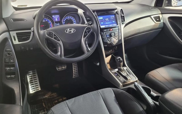 imagem-https://www.socarrao.com.br/sc-vehicle-images-prod/4005569/1790019349084-7058396_7_B_35b1072faf.jpeg