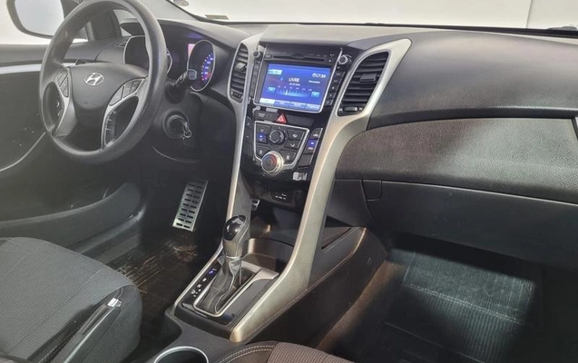 imagem-https://www.socarrao.com.br/sc-vehicle-images-prod/4005569/1790019349090-7058396_5_B_3530775c18.jpeg