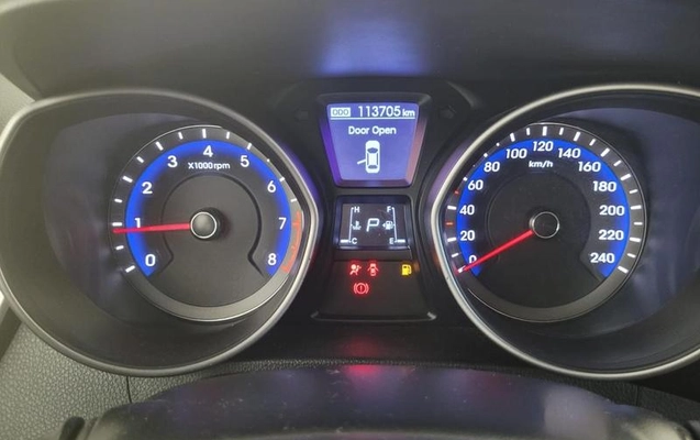 imagem-https://www.socarrao.com.br/sc-vehicle-images-prod/4005569/1790019349092-7058396_15_B_cb9f2394ba.jpeg