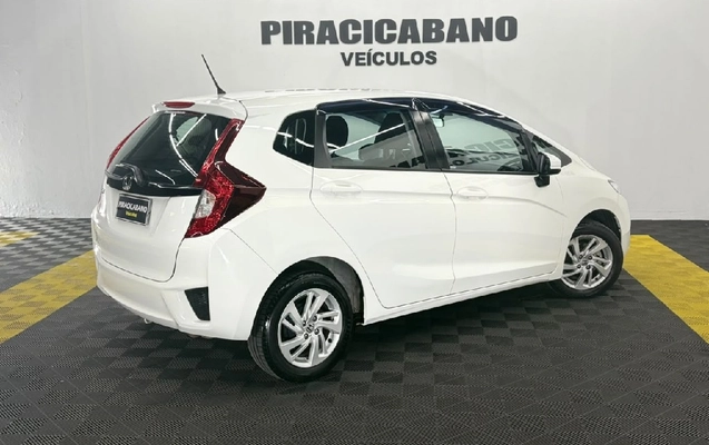 imagem-https://www.socarrao.com.br/sc-vehicle-images-prod/4005595/1790018792682-425ccbde-5f11-1aa5-b45e-a4a49f9acb52-whatsappimage2026-09-21at150659jpeg.jpg