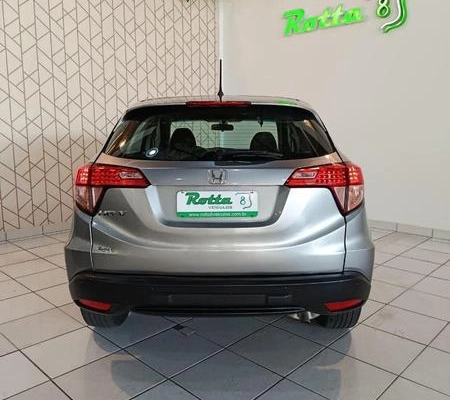 imagem-https://www.socarrao.com.br/sc-vehicle-images-prod/4005596/1790018838836-7892138_6_B_3b0d3ad7d4.jpeg