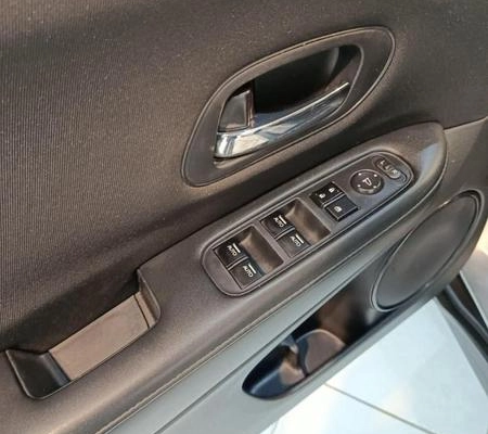 imagem-https://www.socarrao.com.br/sc-vehicle-images-prod/4005596/1790018838850-7892138_3_B_ea363d30c7.jpeg