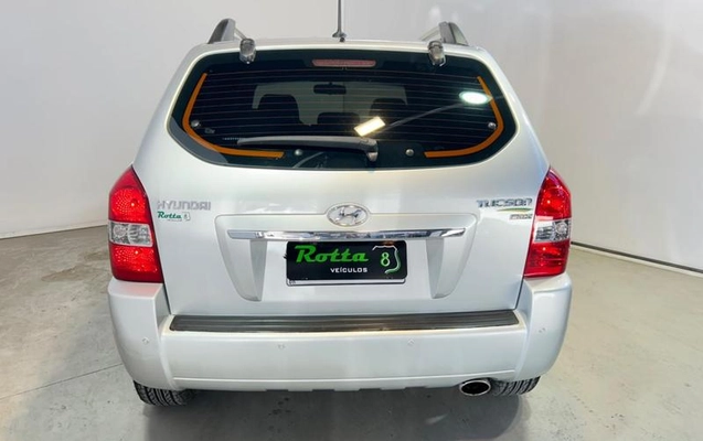 imagem-https://www.socarrao.com.br/sc-vehicle-images-prod/4005805/1790019184626-7015477_11_B_9d5c51b38a.jpeg