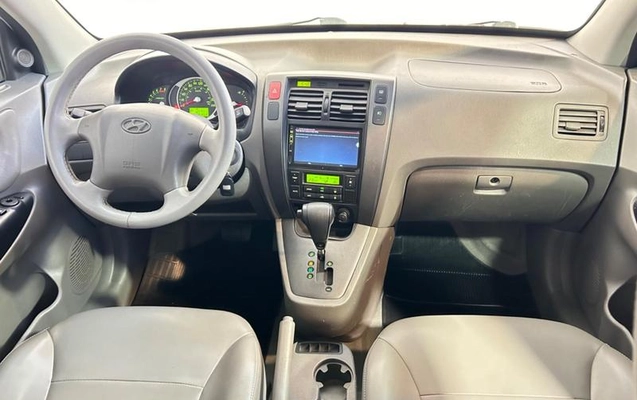 imagem-https://www.socarrao.com.br/sc-vehicle-images-prod/4005805/1790019184627-7015477_7_B_6fb5a52a98.jpeg