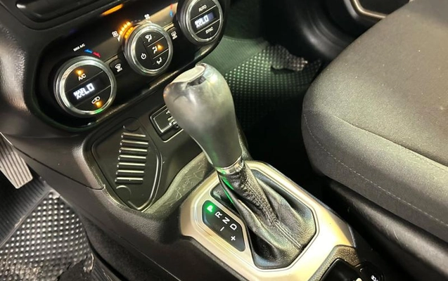 imagem-https://www.socarrao.com.br/sc-vehicle-images-prod/4005808/1790019188109-7219794_4_B_808ebdff4a.jpeg