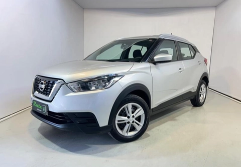 Nissan KICKS 2018 Prata — foto 1 de 3