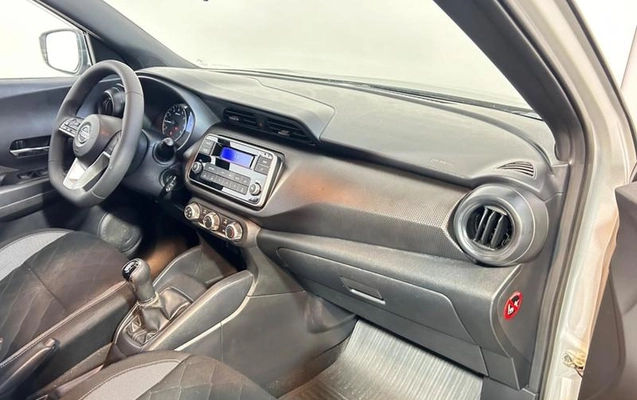 imagem-https://www.socarrao.com.br/sc-vehicle-images-prod/4005818/1790023772283-7721827_7_B_f7d96ead73.jpeg