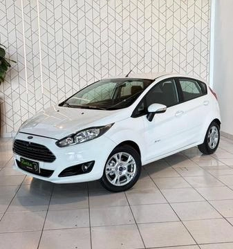 Ford Fiesta 2017 Branco — foto 1 de 3