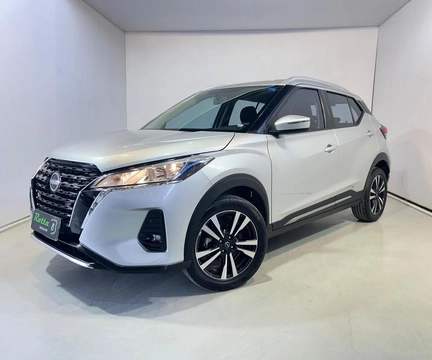 Nissan KICKS 2023 Prata — foto 1 de 3
