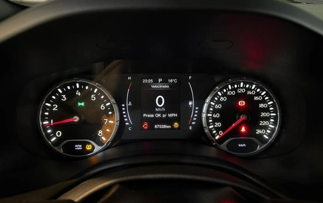 imagem-https://www.socarrao.com.br/sc-vehicle-images-prod/4005844/1790022177616-8023421_9_B_e2549c2dcc.jpeg