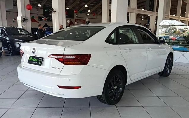 imagem-https://www.socarrao.com.br/sc-vehicle-images-prod/4005856/1790021942356-8136313_6_B_3f18b378dd.jpeg