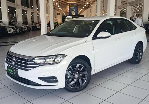 Volkswagen Jetta 2019 Branco — foto 1 de 3
