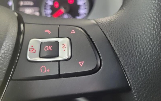 imagem-https://www.socarrao.com.br/sc-vehicle-images-prod/4005866/1790020154043-8246033_14_B_d8eb08e2c9.jpeg
