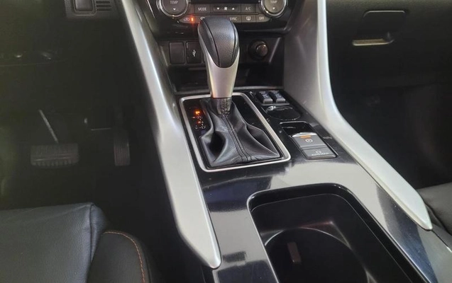 imagem-https://www.socarrao.com.br/sc-vehicle-images-prod/4005867/1790019235777-8246196_6_B_b4310558b2.jpeg