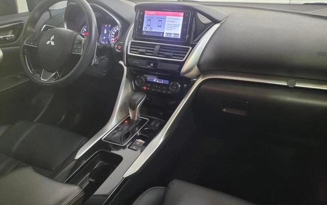 imagem-https://www.socarrao.com.br/sc-vehicle-images-prod/4005867/1790019235778-8246196_9_B_c737f2ac65.jpeg