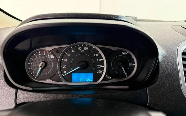 imagem-https://www.socarrao.com.br/sc-vehicle-images-prod/4005870/1790023556884-8246591_9_B_b5ab3dd581.jpeg
