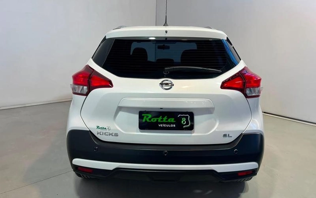 imagem-https://www.socarrao.com.br/sc-vehicle-images-prod/4005879/1790023740159-8293320_8_B_b3f63a1624.jpeg
