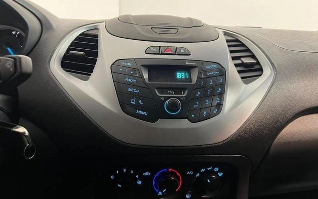 imagem-https://www.socarrao.com.br/sc-vehicle-images-prod/4005891/1790023541217-8323880_4_B_d21f59acc7.jpeg
