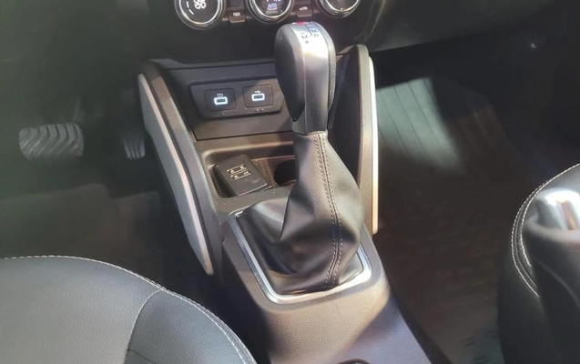 imagem-https://www.socarrao.com.br/sc-vehicle-images-prod/4005893/1790020961504-8323903_7_B_b8992bdea2.jpeg
