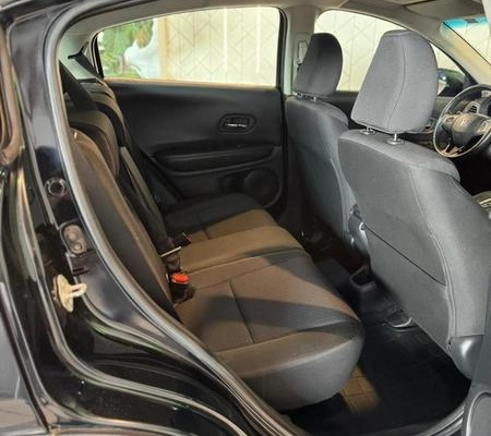 imagem-https://www.socarrao.com.br/sc-vehicle-images-prod/4005896/1790019833623-8323934_5_B_906fac93c7.jpeg